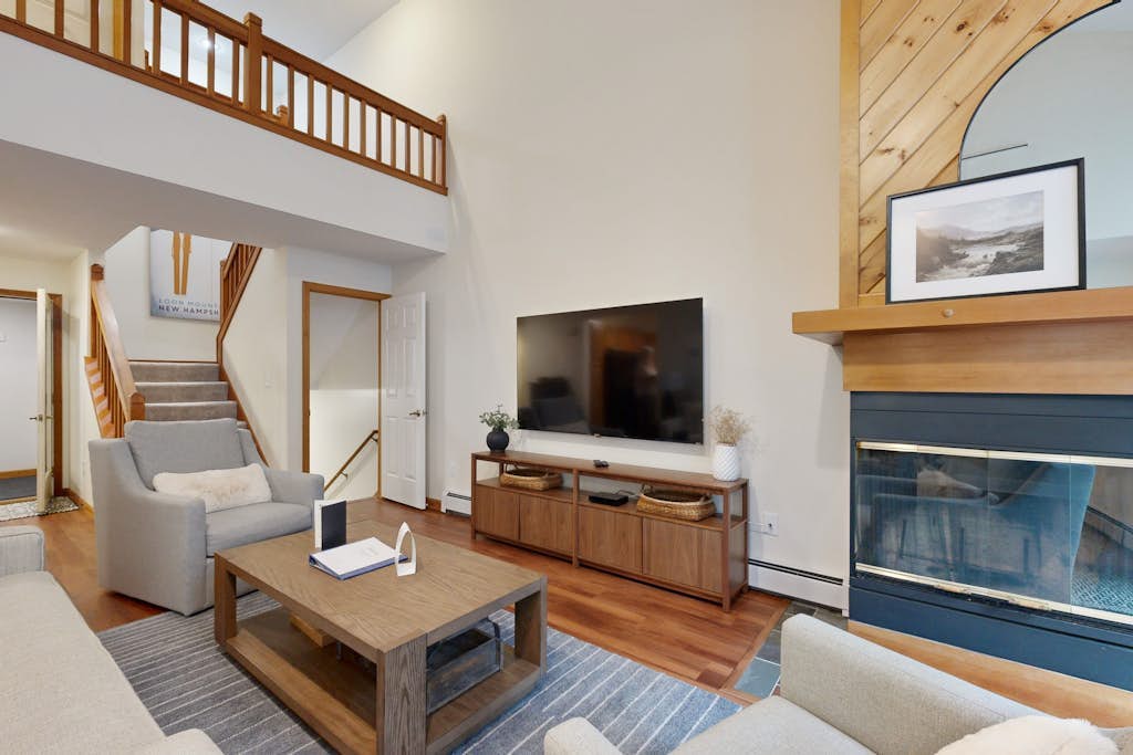 Homey Mountain Retreat: close to skiing and all season outdoor adventures