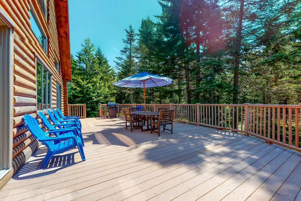 White Mountain Log Home