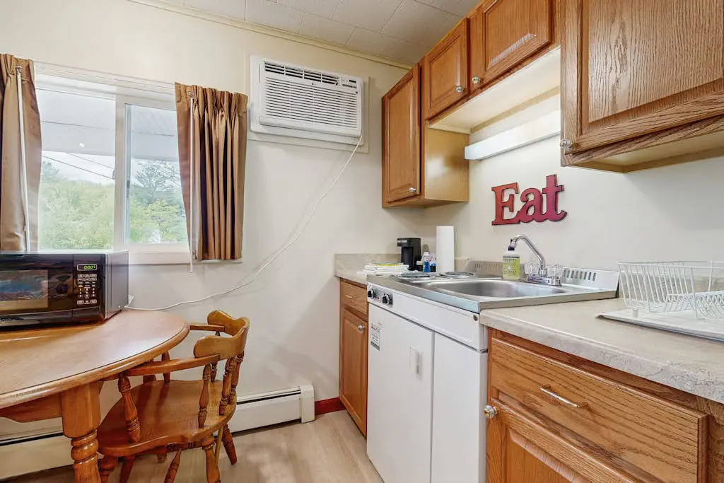 Riverbank Motel Room #5