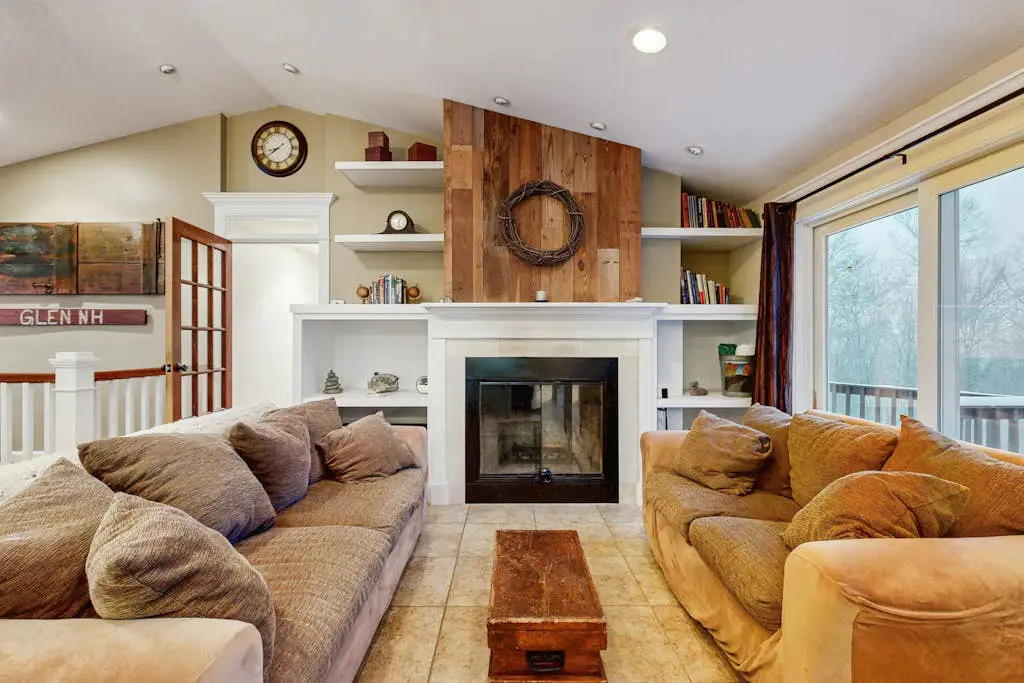Middle Ledge Lodge