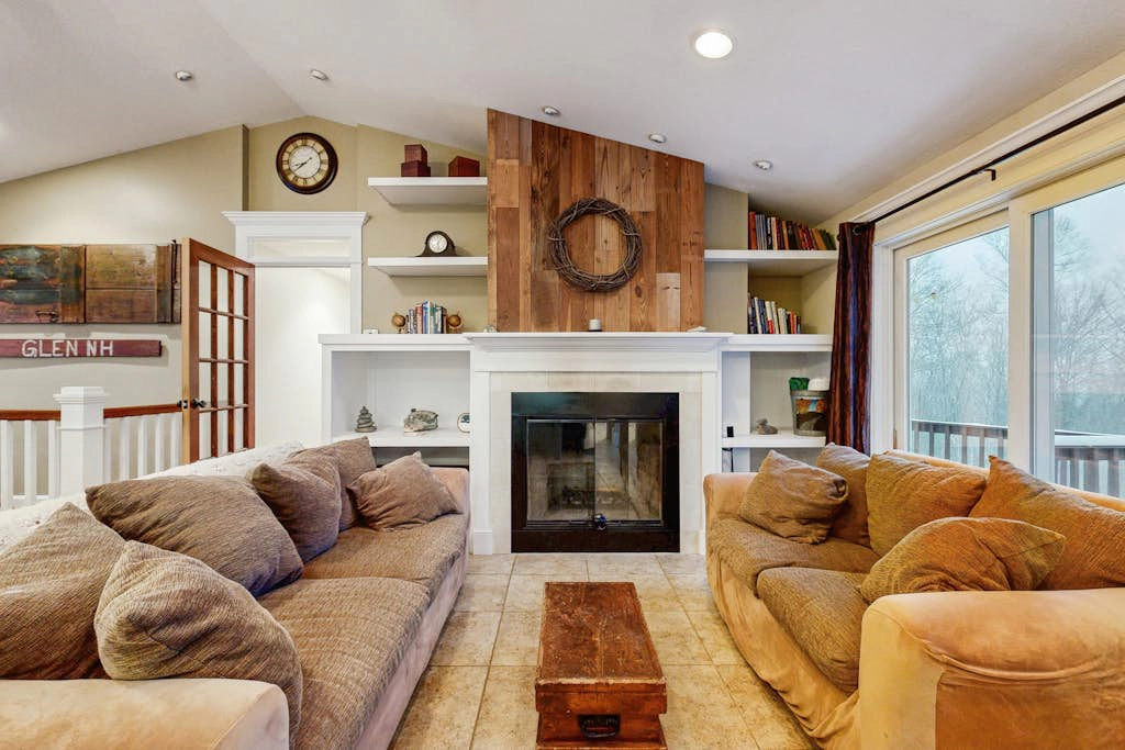 Middle Ledge Lodge
