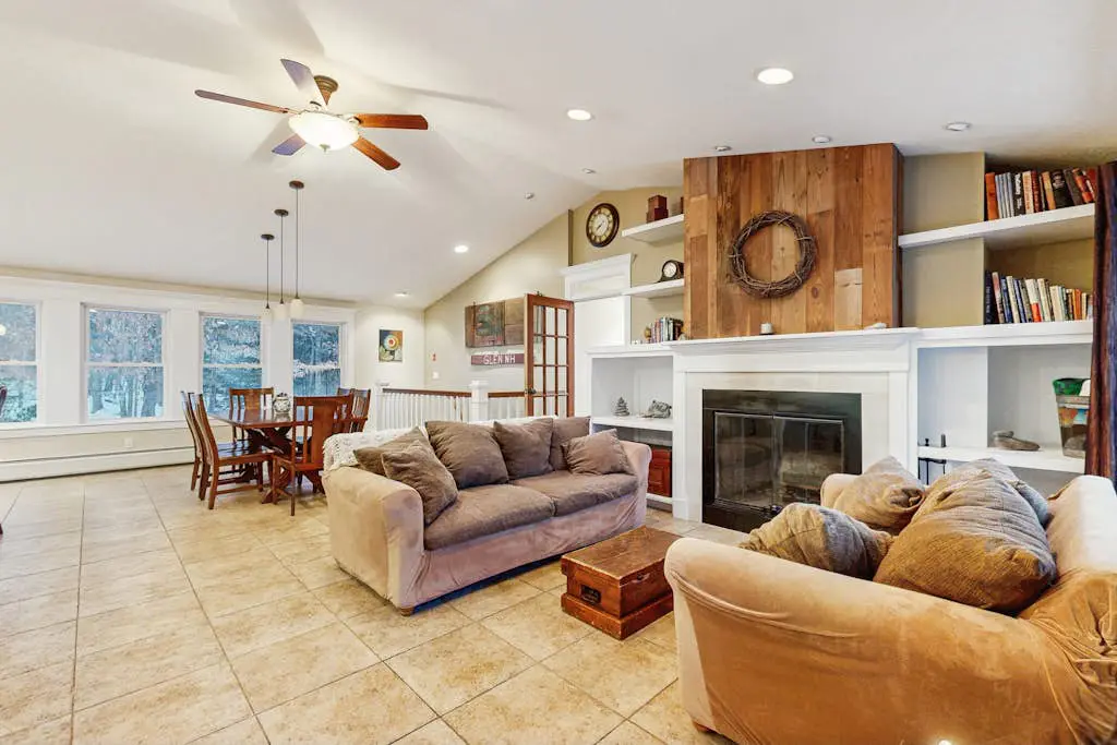 Middle Ledge Lodge