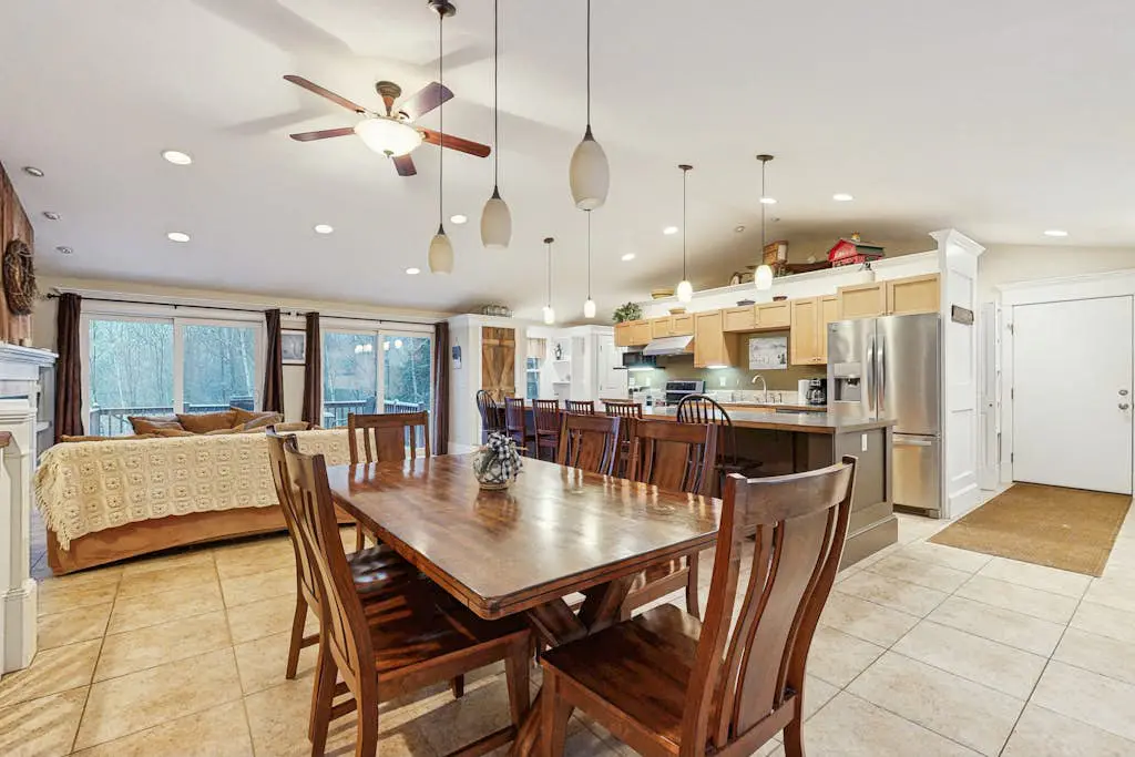 Middle Ledge Lodge