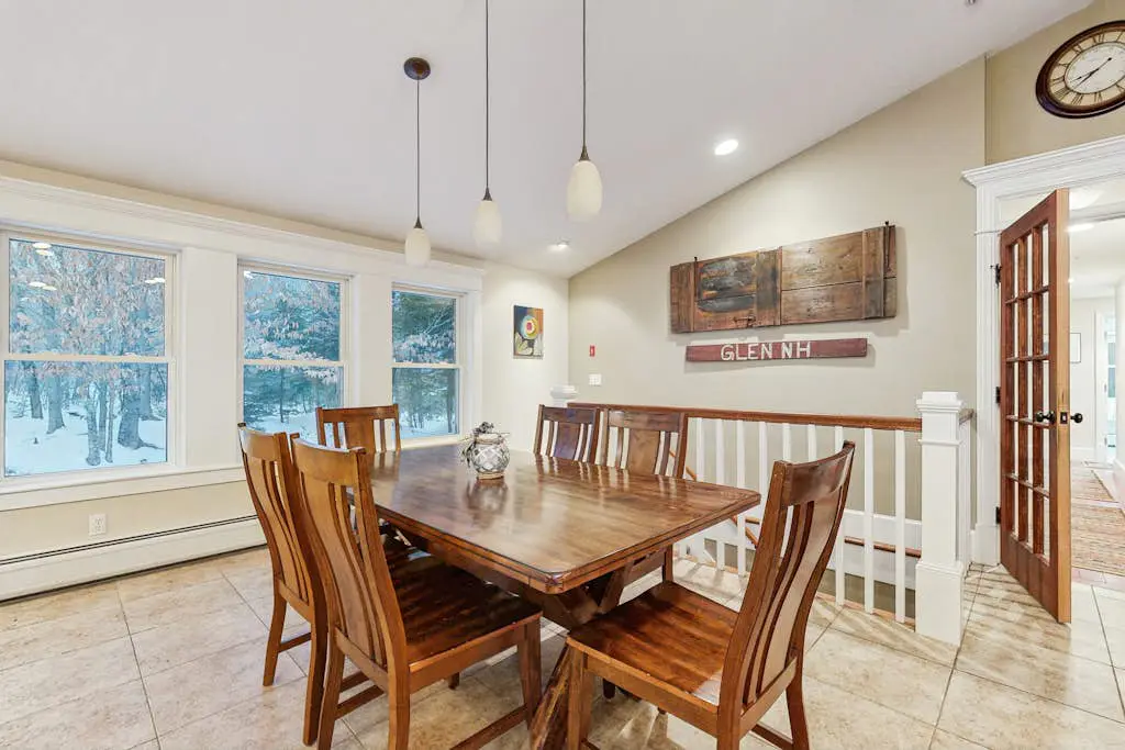 Middle Ledge Lodge