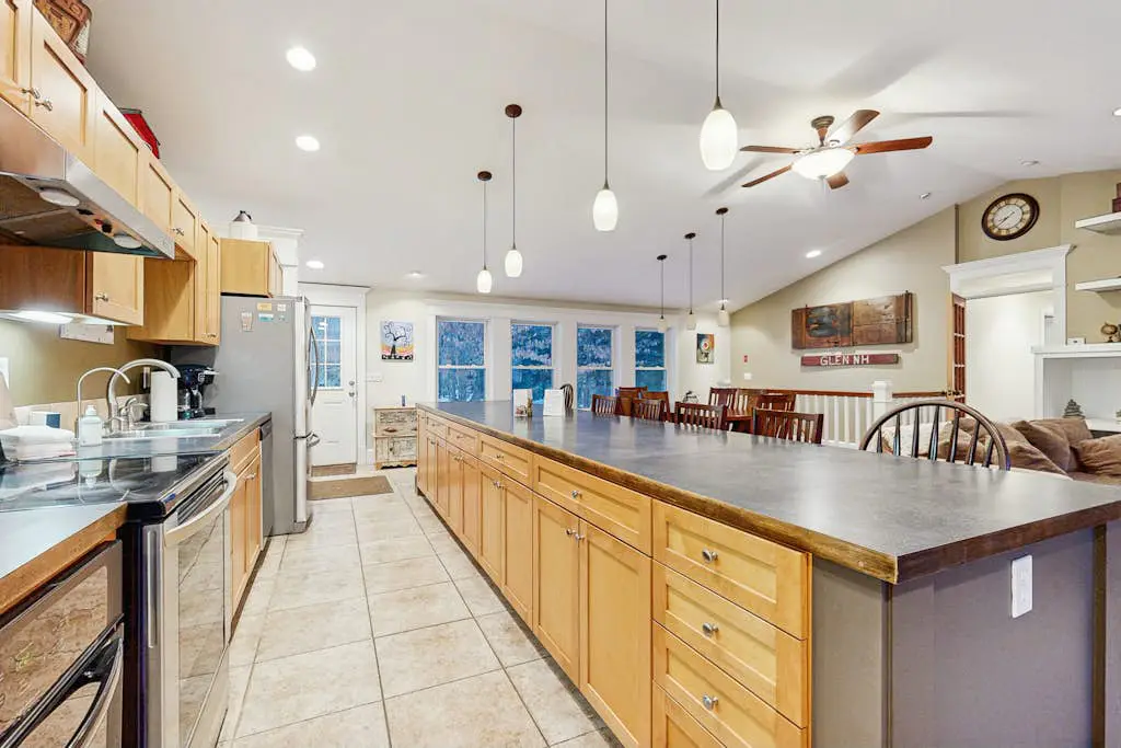 Middle Ledge Lodge
