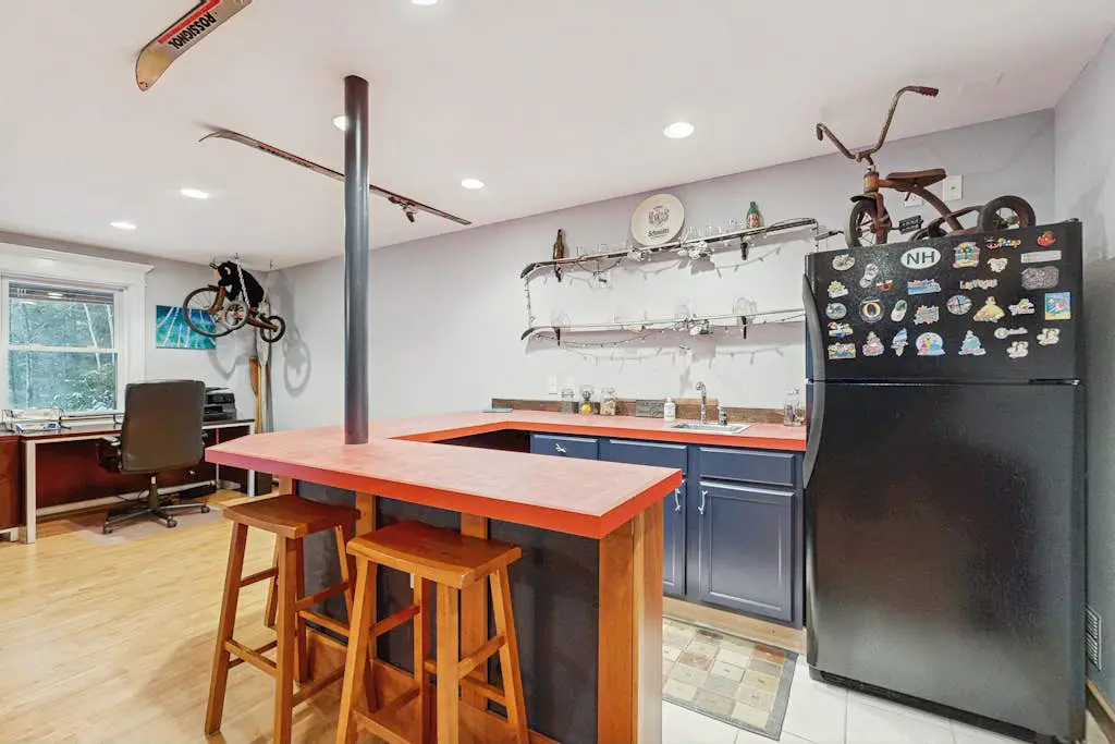 Middle Ledge Lodge