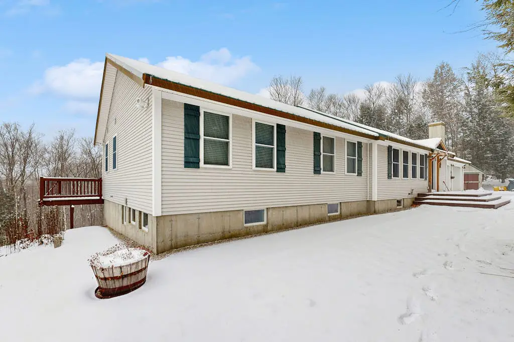 Middle Ledge Lodge