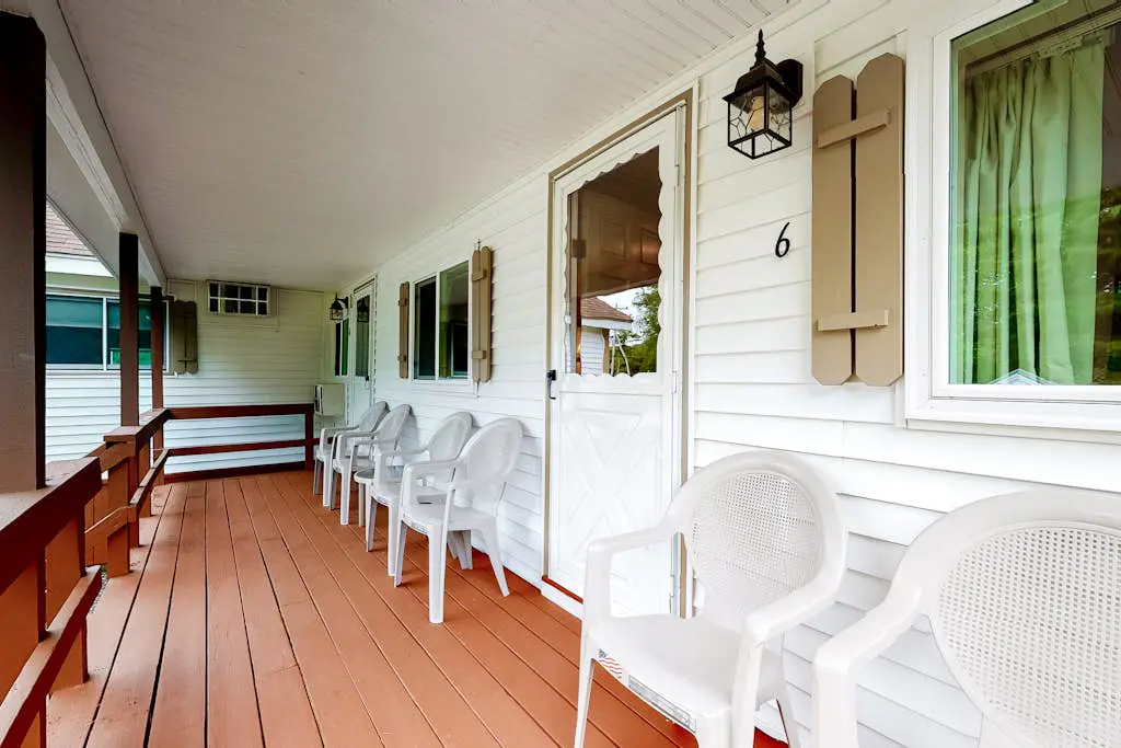 Riverbank Motel Room #6