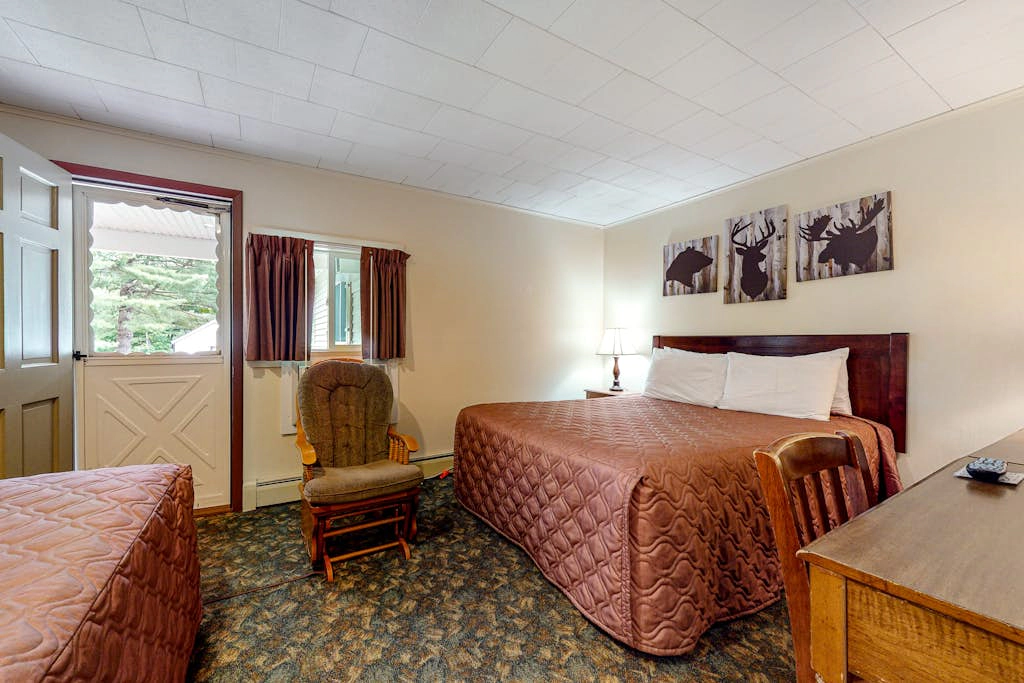 Riverbank Motel Room #4