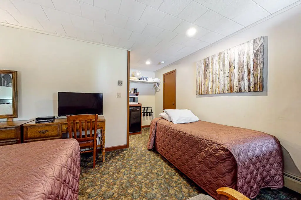 Riverbank Motel Room #4