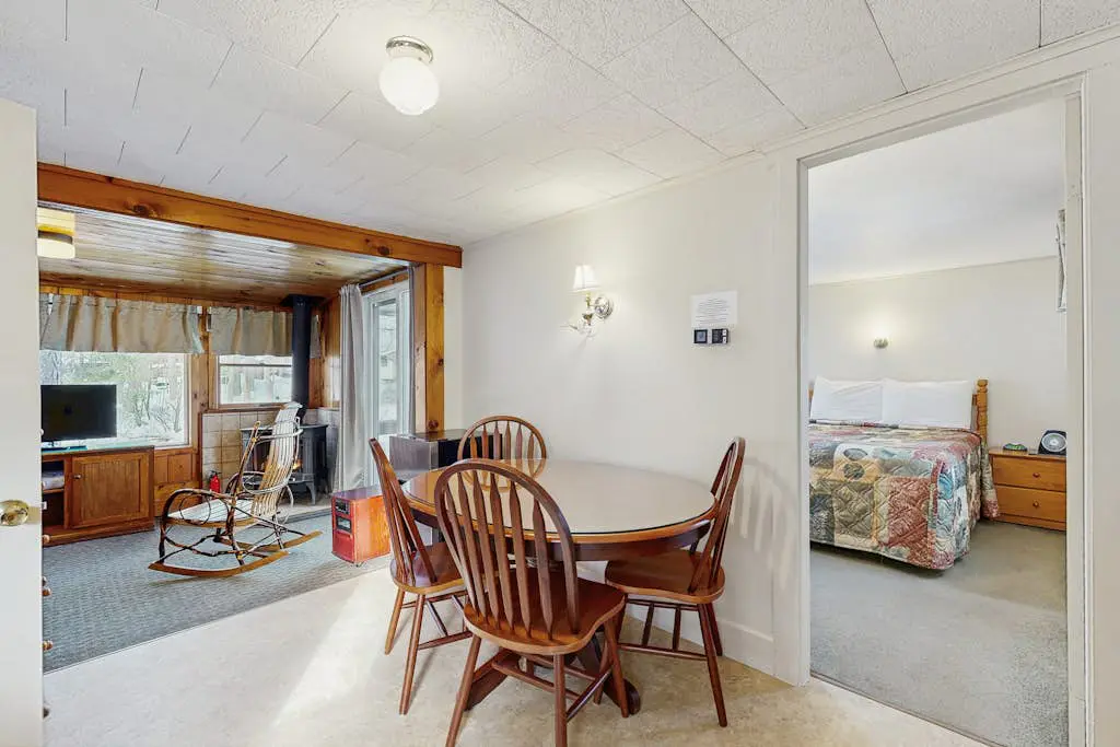 Riverbank Cabin A