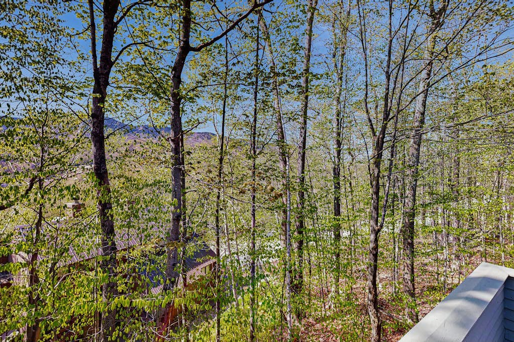 Loon Mountain Nest | 2 Bed Lincoln, NH Condo | Vacasa
