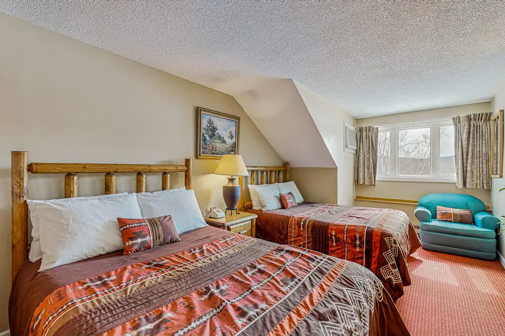 Mountainview Efficiency at Rivergreen
