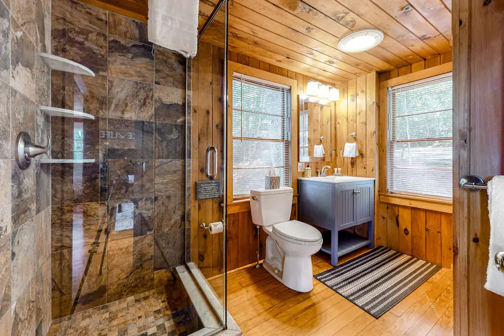Maggie's Lakeside Cottage