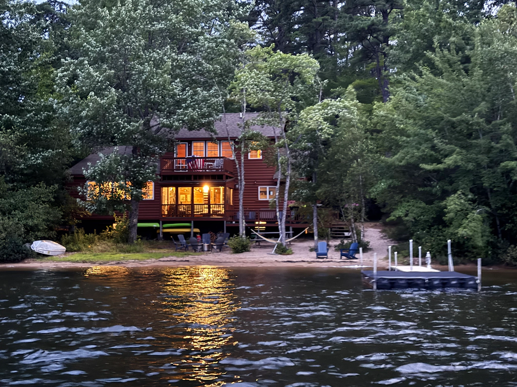 Leavitt Bay Shores