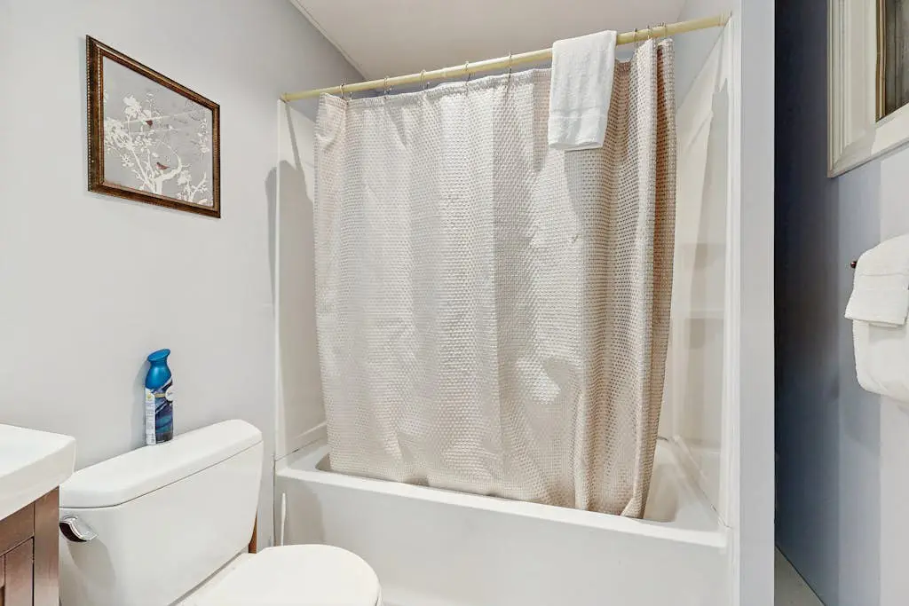 Alpen Suite in Ossipee