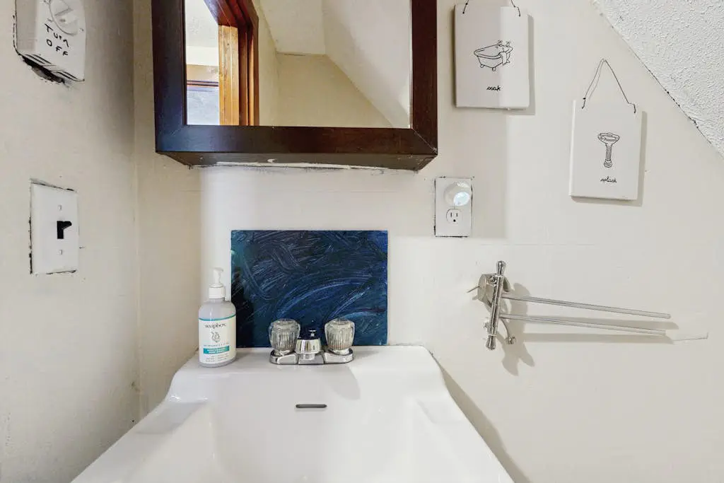 Alpen Suite in Ossipee