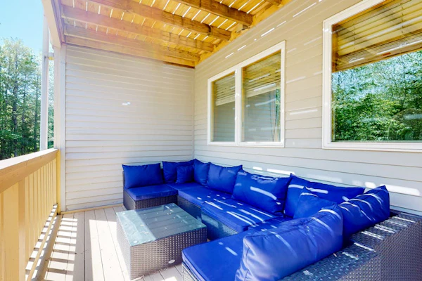 Pleasant dog-friendly condo with wood stove, gas grill, pool, & kitchen