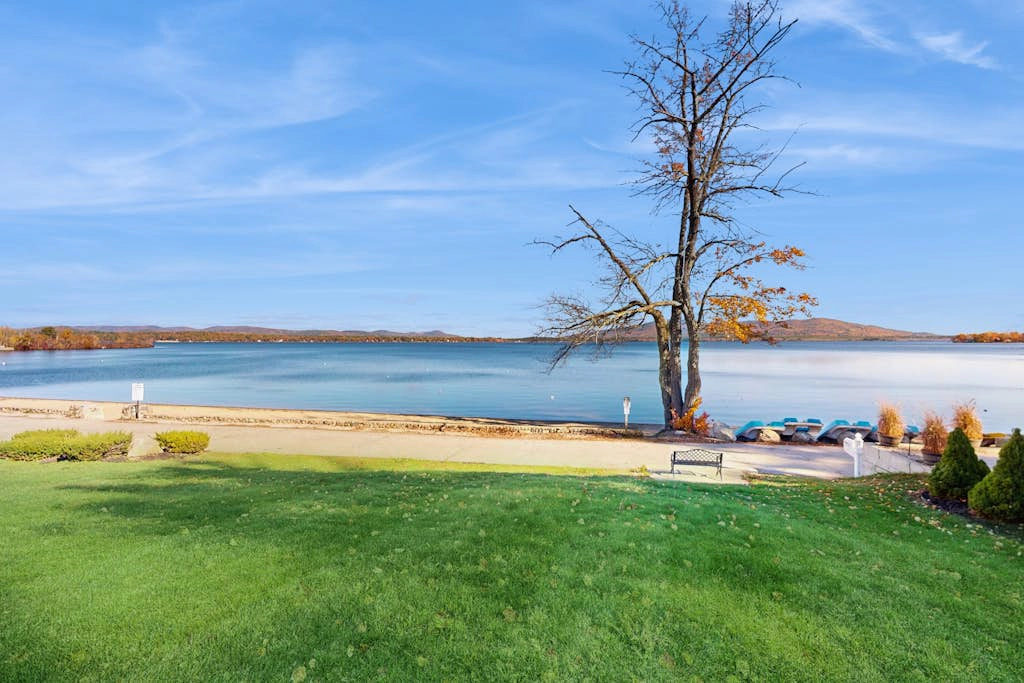 Water's Edge at Deer Cove