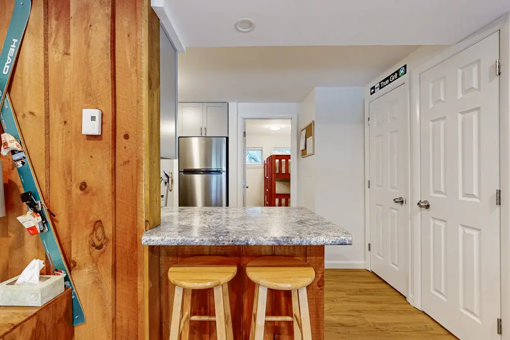 Windsor Hill Condo