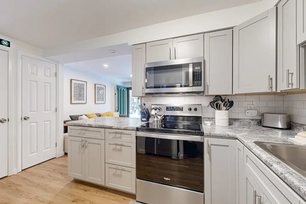 Windsor Hill Condo