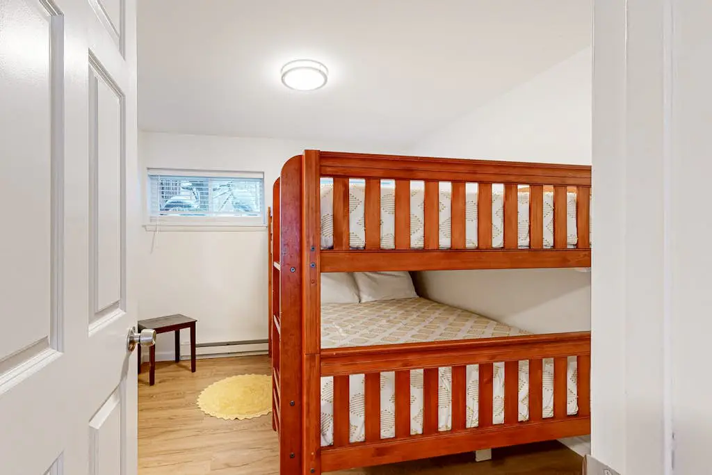 Windsor Hill Condo