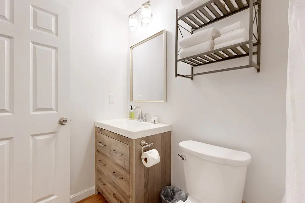 Windsor Hill Condo