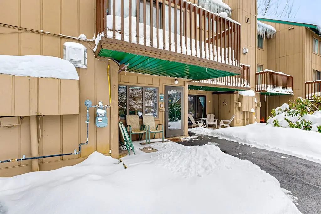 Windsor Hill Condo