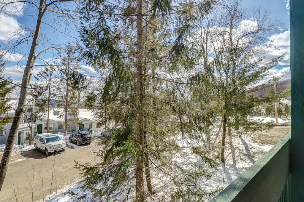 Okemo Trailside 6A