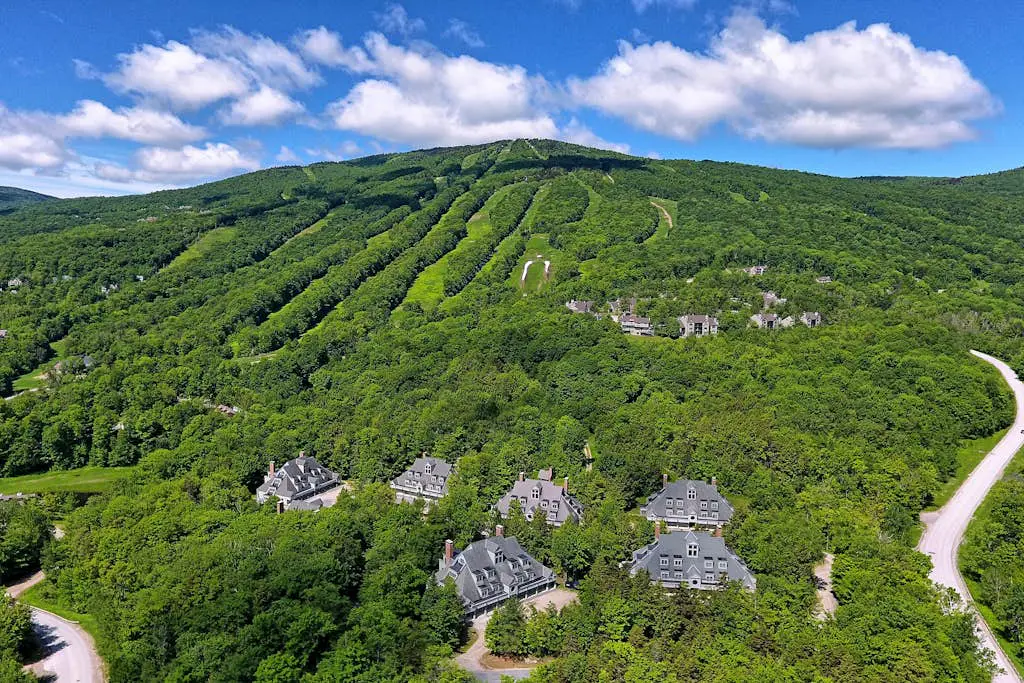 Okemo Trailside 32C