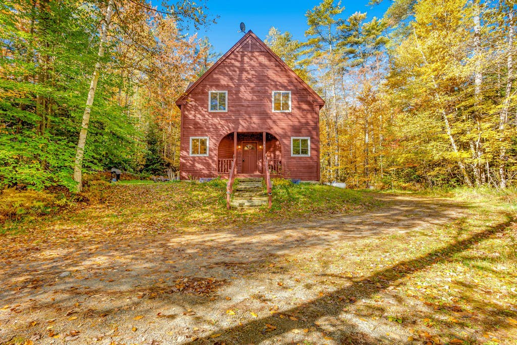 Dog-friendly vacation home with fast WiFi & washer/dryer - near ski areas