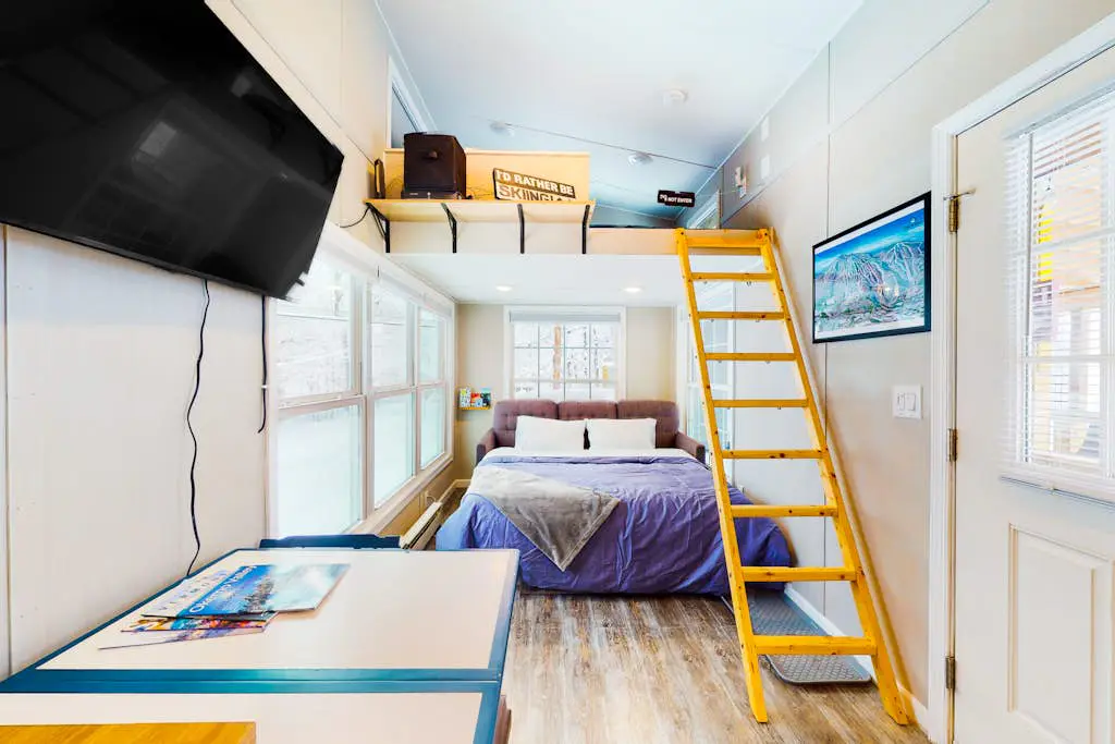 Tiny Homes on Pleasant