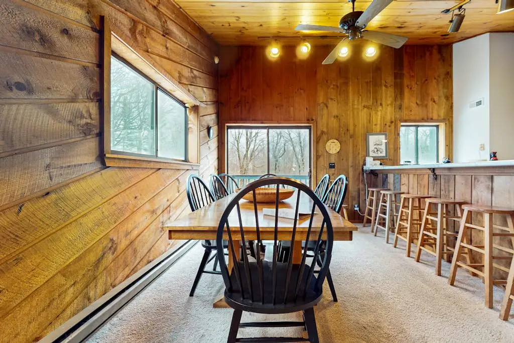 The Spacious Mountain Retreat