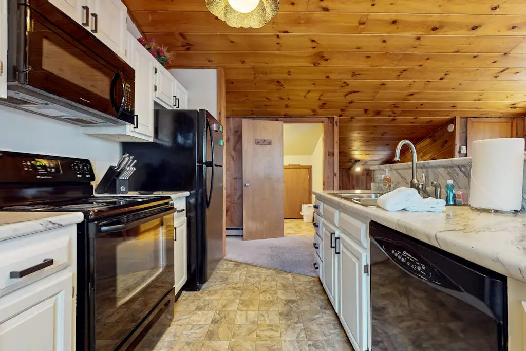 The Spacious Mountain Retreat