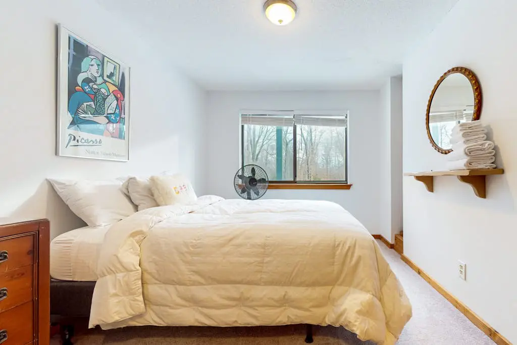 The Spacious Mountain Retreat