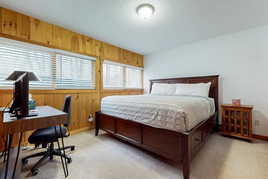 The Spacious Mountain Retreat