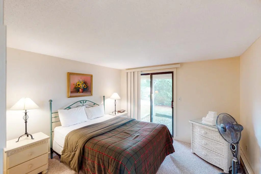 Bromley Village - Clovers 767A