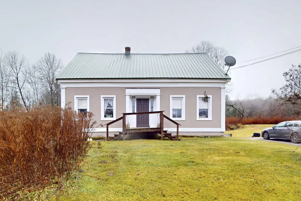 Mount Holly Ski House