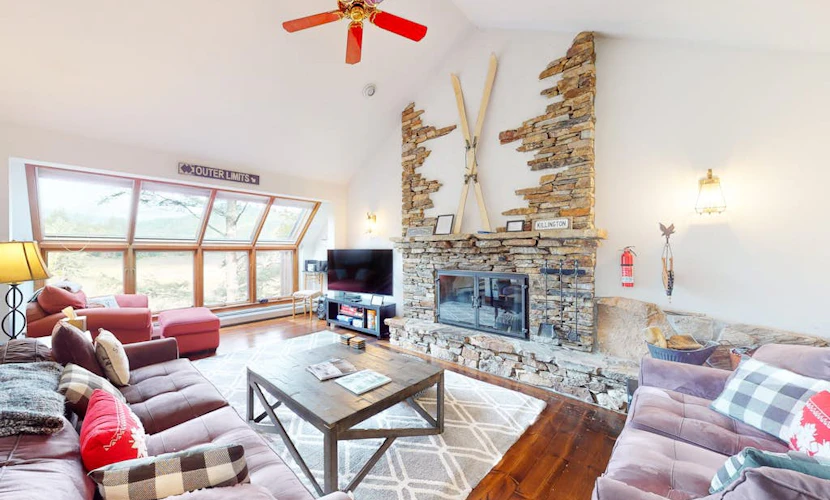 Mountain-view home with deck - minutes to Okemo Mountain & Skyeship Gondola
