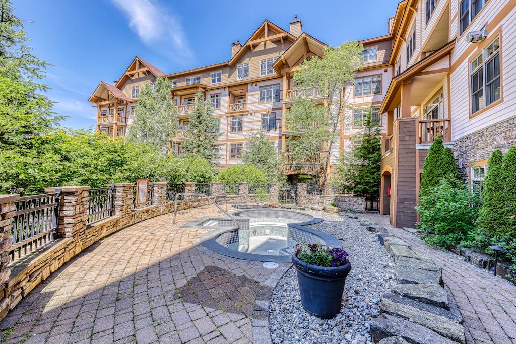 Mountain View Condo with Fast WiFi, Shared Hot Tub, & Resort Amenities