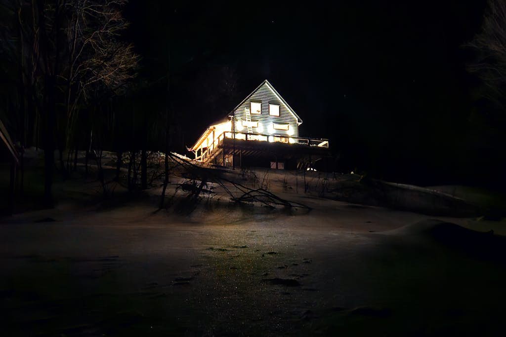 Elegant home w/ mountain views, trail to riverfront, hot tub, dog-friendly, bbq
