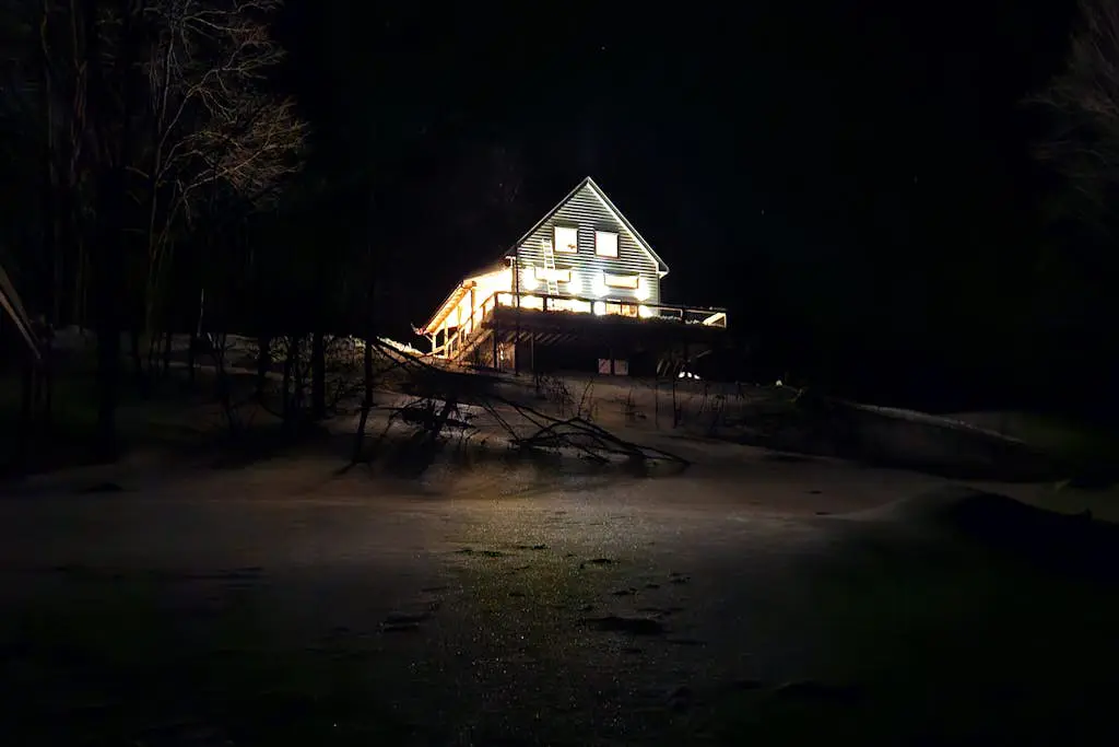 Timber Riverhouse