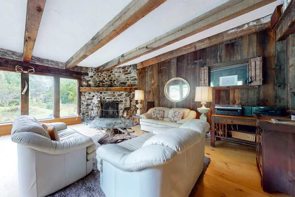Hoot Owl Hollow
