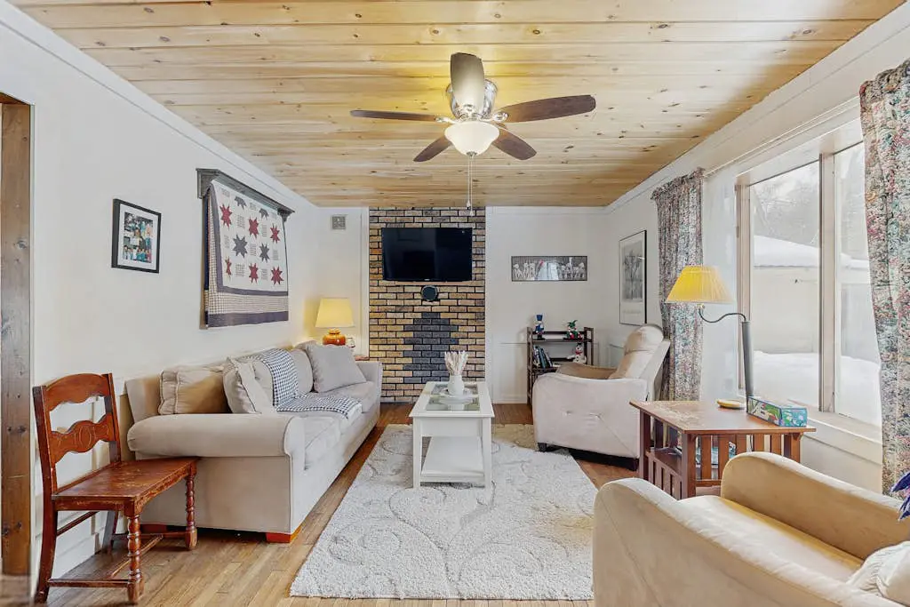 Jewell Brook Retreat