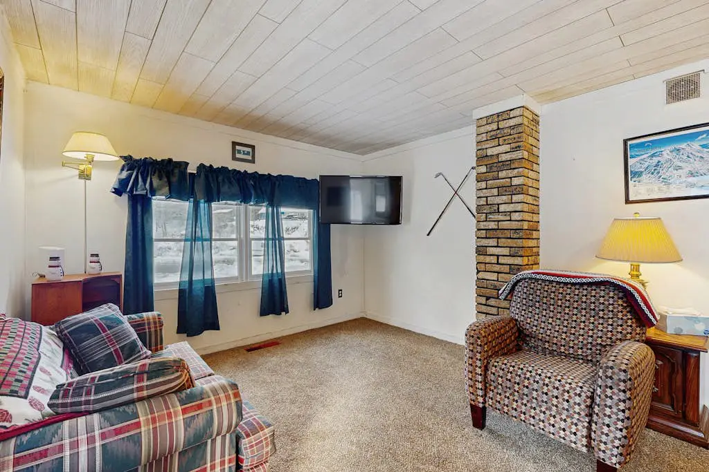 Jewell Brook Retreat
