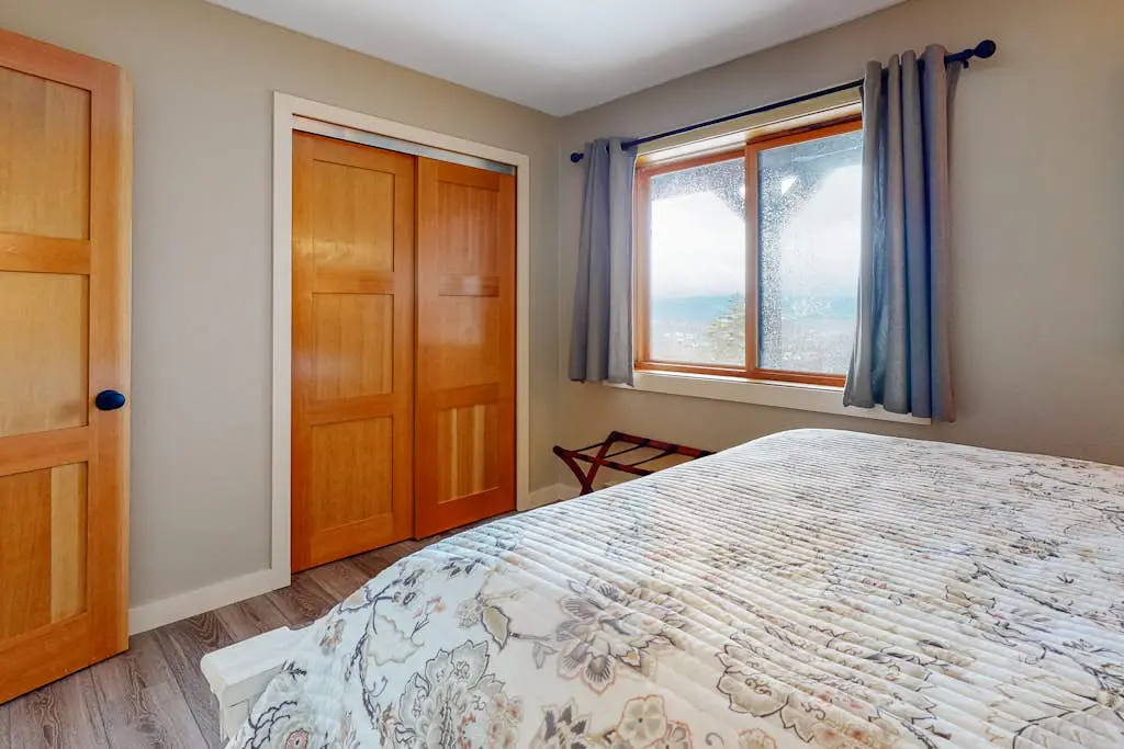 Mountain View Chalet