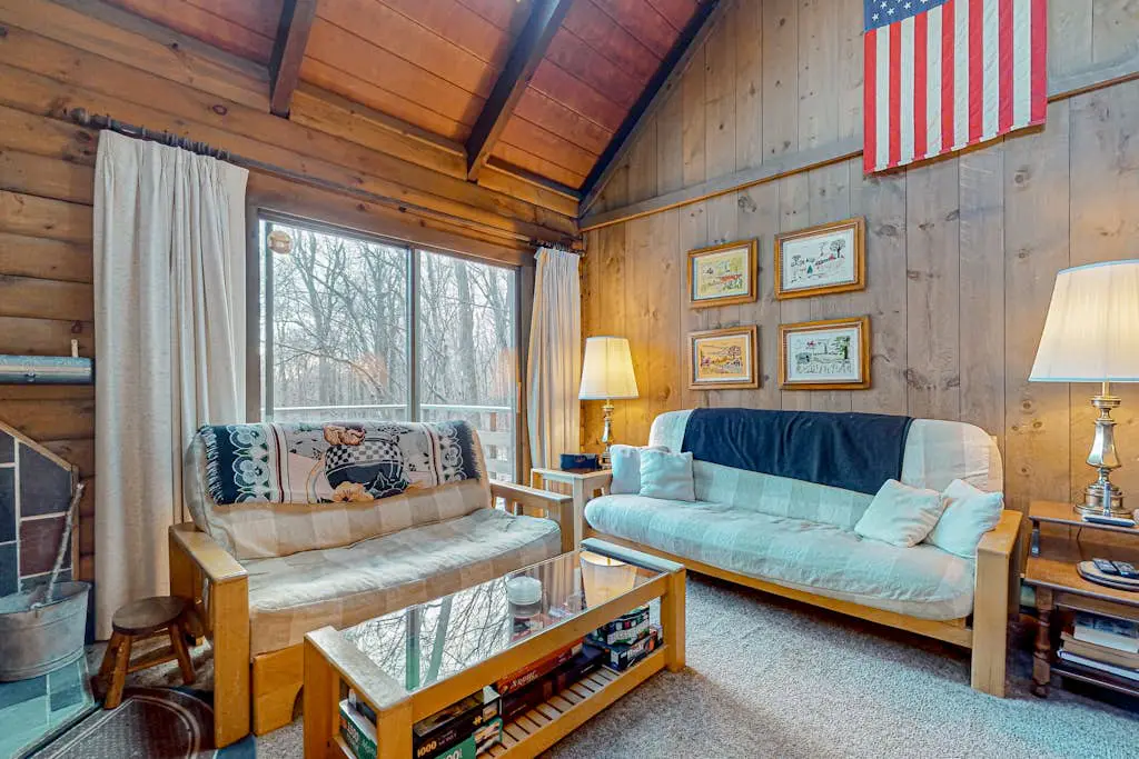 Log Ski Lodge