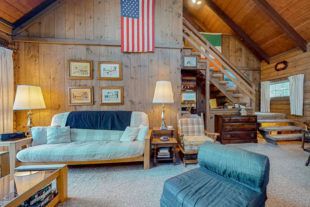 Log Ski Lodge