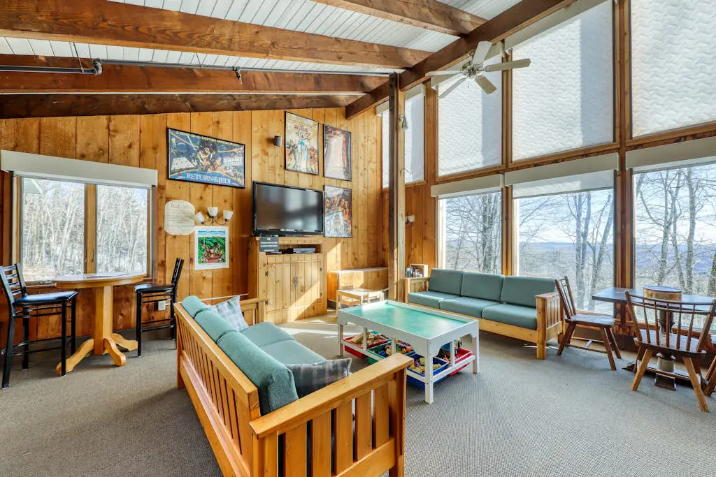Log Ski Lodge