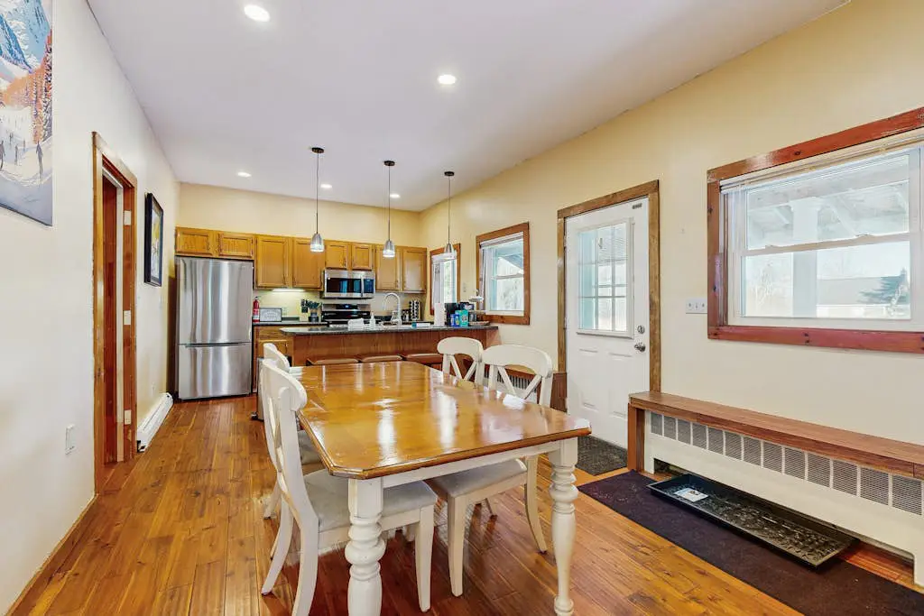 Plum Rose Carriage House